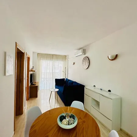 Appartamento Comfortable With 2 Bedrooms And Pool Torrevieja