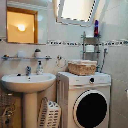 Comfortable With 2 Bedrooms And Pool Appartamento *